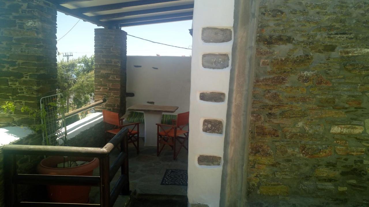 Hostal Terra Aeolica Arnados Exterior foto