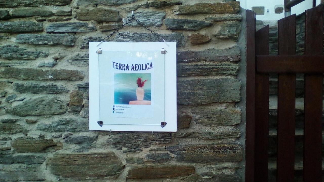 Hostal Terra Aeolica Arnados Exterior foto